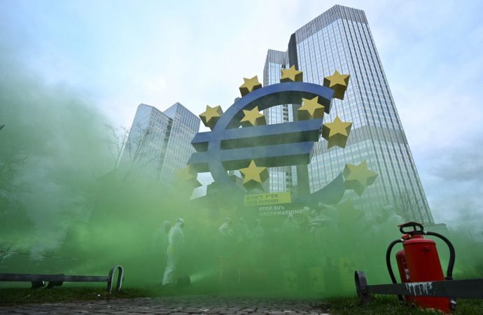 The Future of the European Economy: Green Dreams in Dark Colors